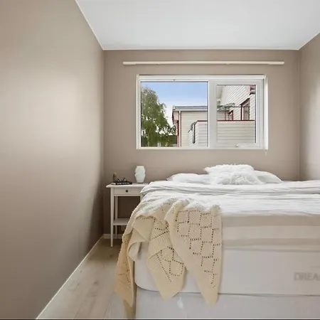 Ons For Rent Apartment